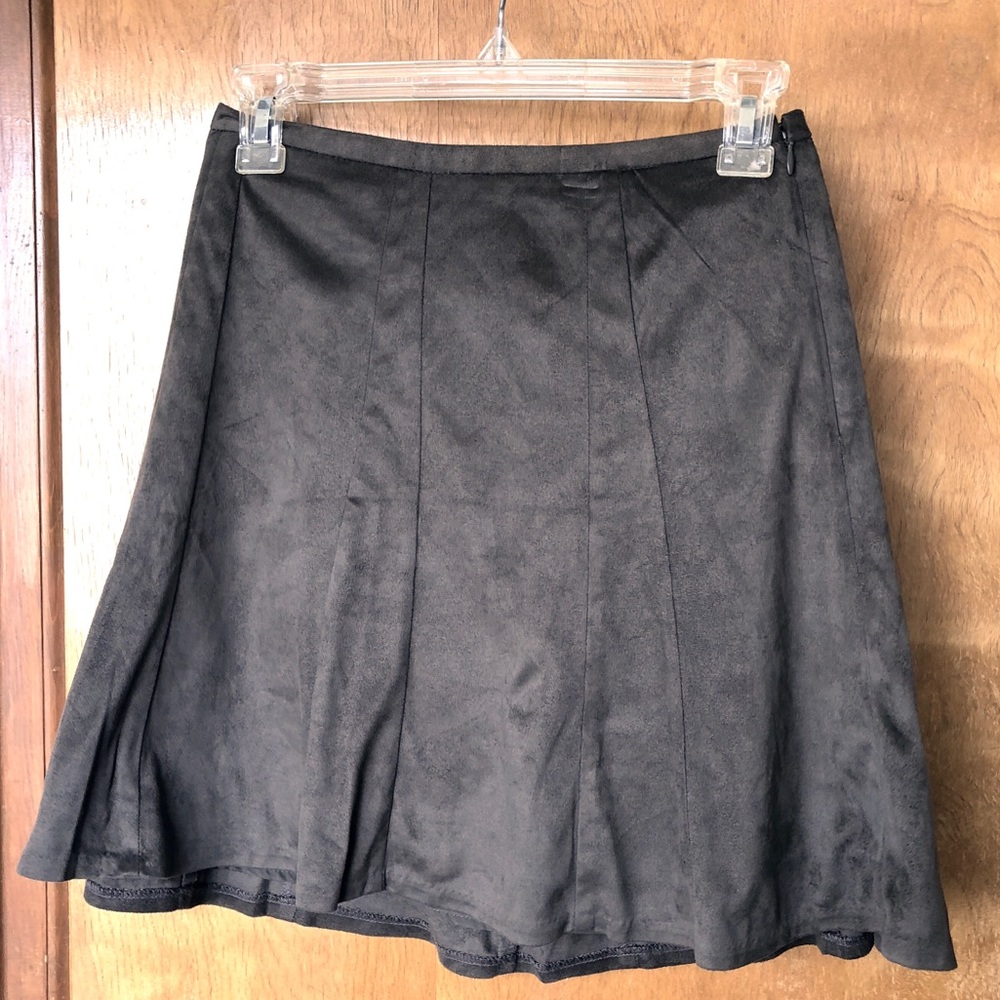 🎄FINAL SALE🎄The Limited Taupe Skater Skirt